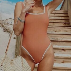 LainSnow Sangria Size M Swimsuit